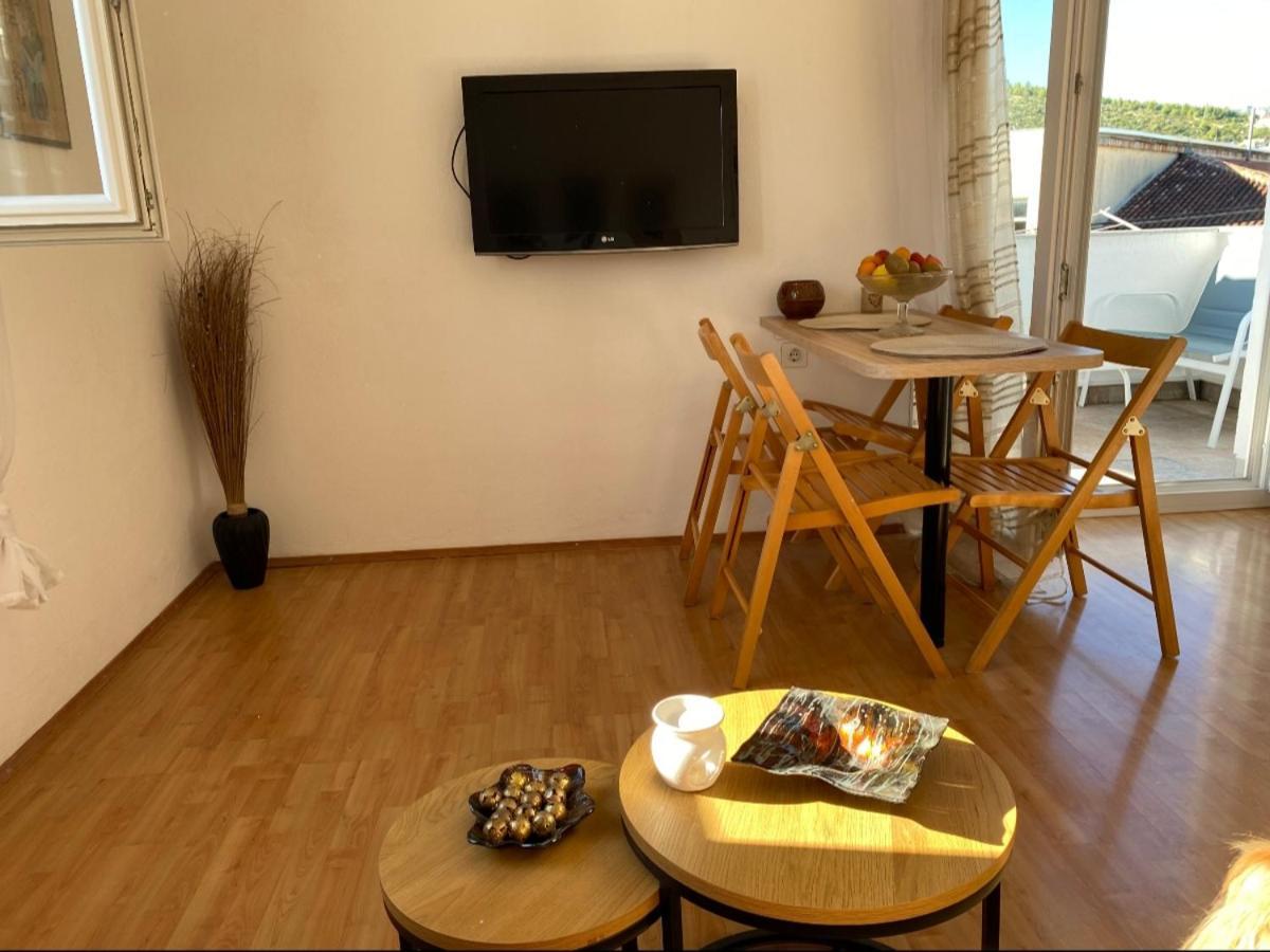 Apartment Remi, Penthouse With Balcony, Free Parking มารีนา ภายนอก รูปภาพ